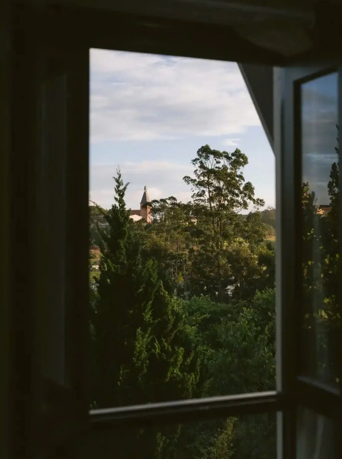 Tầm nhìn từ phòng Attic nhìn ra Đà Lạt — LaRita Dalat Boutique Hotel